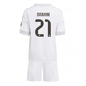 Lacne Dětský Futbalové dres Real Madrid Brahim Diaz #21 2025-26 Krátky Rukáv - Domáci (+ trenírky)